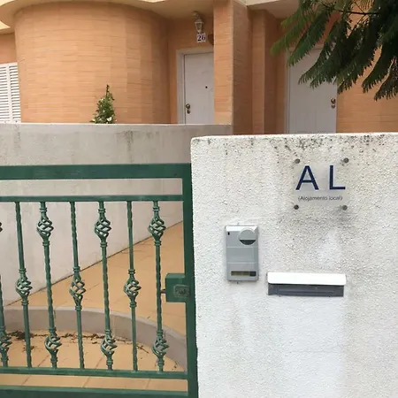 Casa Das Buganvilias - Сasa de vacaciones Manta Rota