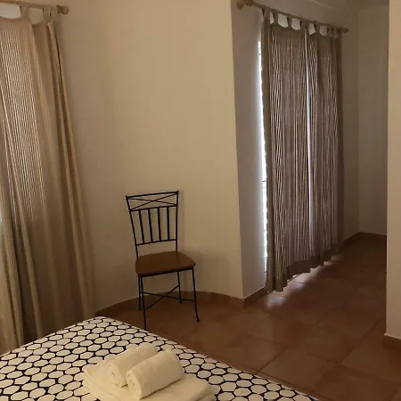 Casa Das Buganvilias - بيت للعطل *